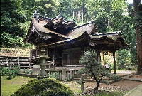 国重要文化財の大瀧神社里宮本殿・拝殿