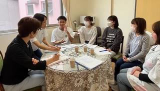 懇談