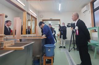 竣工式実演2