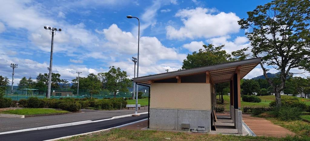 東運動公園トイレ