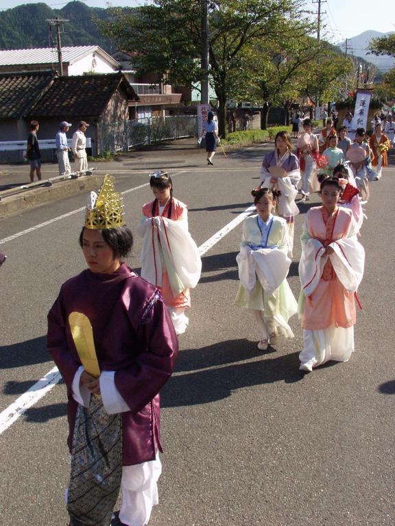 前倒しで進む学校施設の耐震化