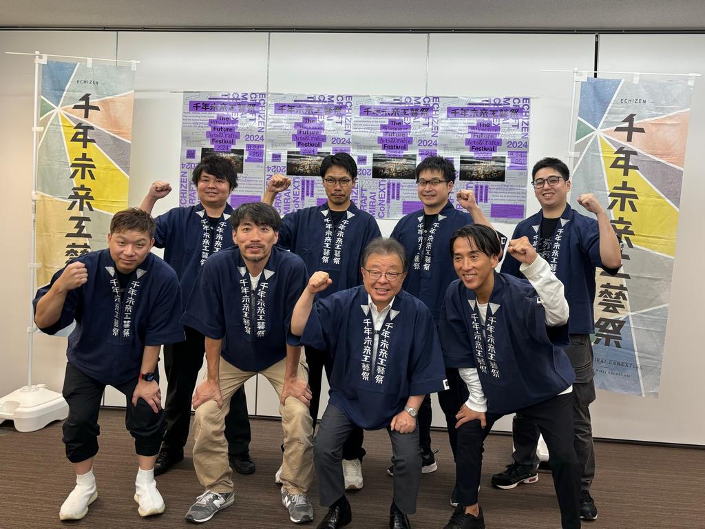 記者会見写真